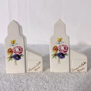 Vintage Ceramic Snow Lake  Manitoba Grain Elevator Salt & Pepper Shakers